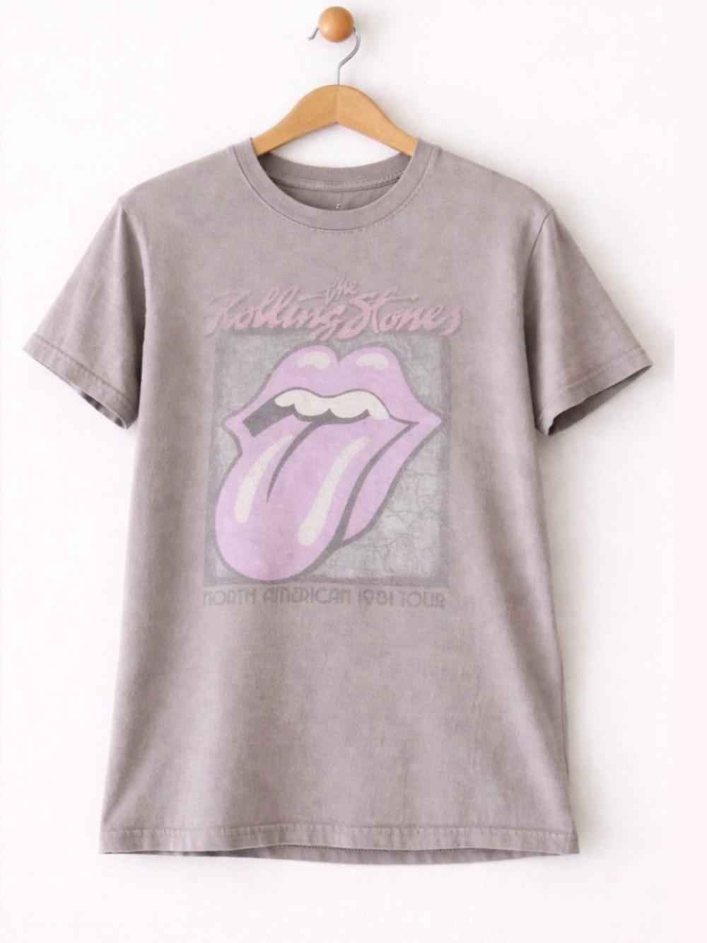 #146 🌷The Rolling Stones Graphic Tee - Lavender/gray Tone